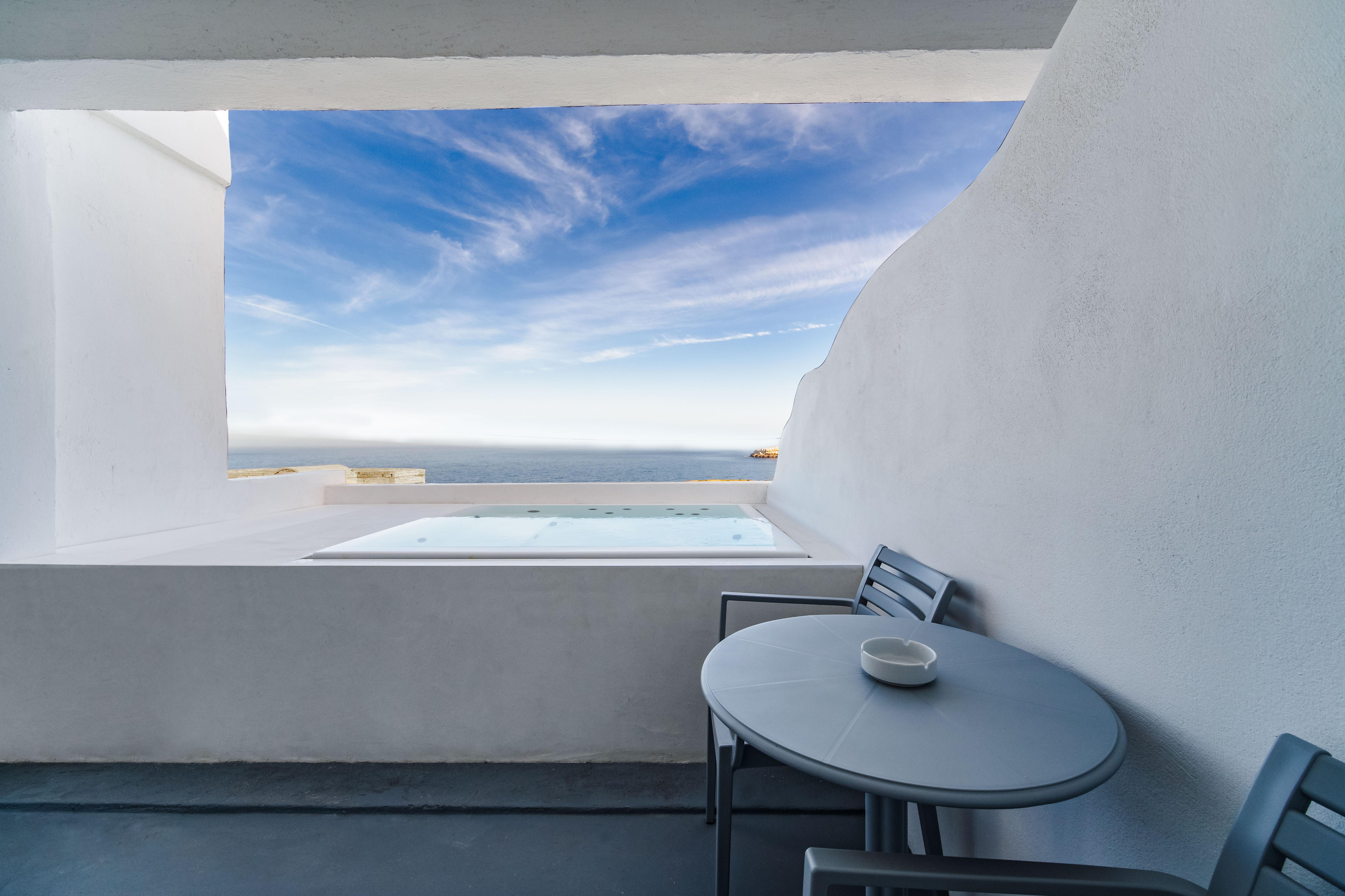 Serenita Luxury Suites Акротири Экстерьер фото