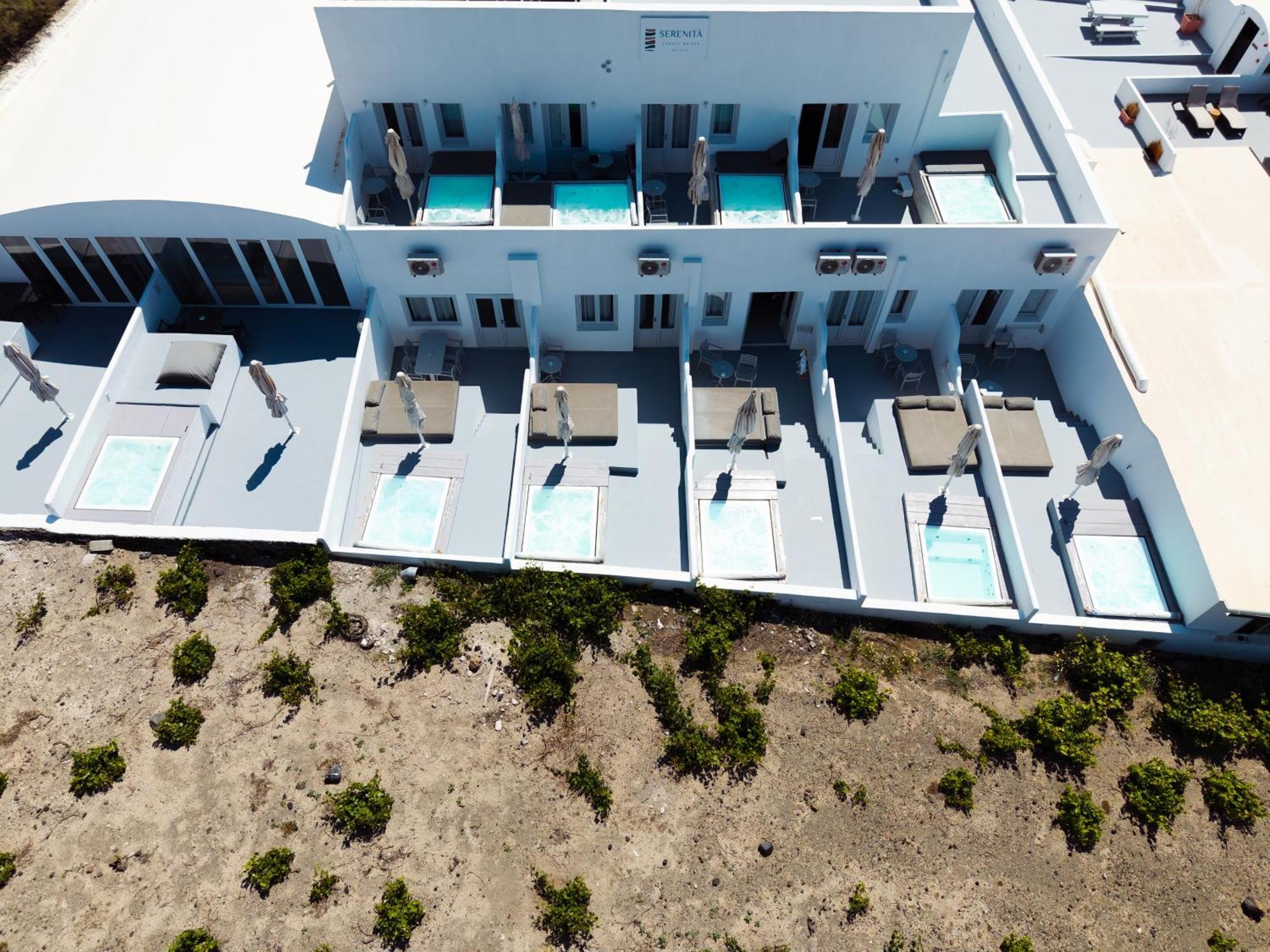 Serenita Luxury Suites Акротири Экстерьер фото